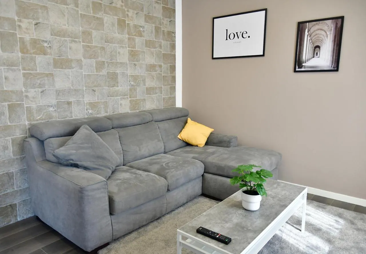 Ferienwohnung New Loft Free Wi-Fi & Free Parking Milano-Linate Pioltello Apartment
